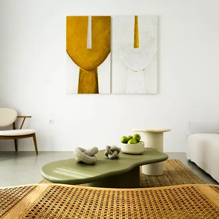 Villa Nour, Modern High-ceiling Retreat With Pool In Plaka Naxos *