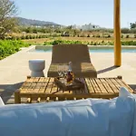 Nour, Modern High-ceiling Retreat With Pool In Plaka Naxos * Naxos City