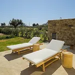 Nour, Modern High-ceiling Retreat With Pool In Plaka Naxos * Naxos City