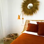 Nour, Modern High-ceiling Retreat With Pool In Plaka Naxos * Naxos City