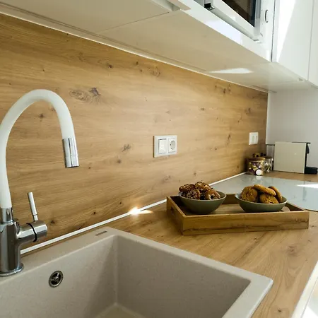 Nour, Modern High-ceiling Retreat With Pool In Plaka Naxos Villa *