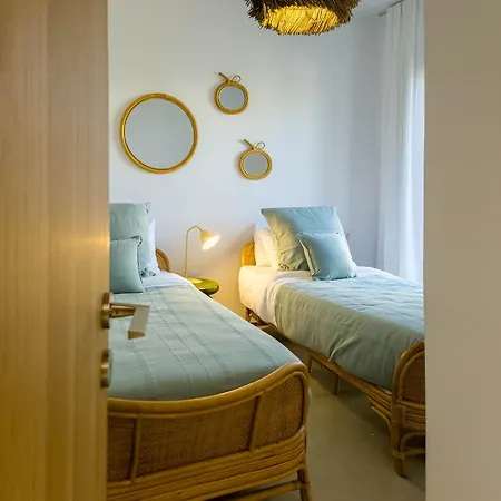 Nour, Modern High-ceiling Retreat With Pool In Plaka Naxos * Agios Arsenios