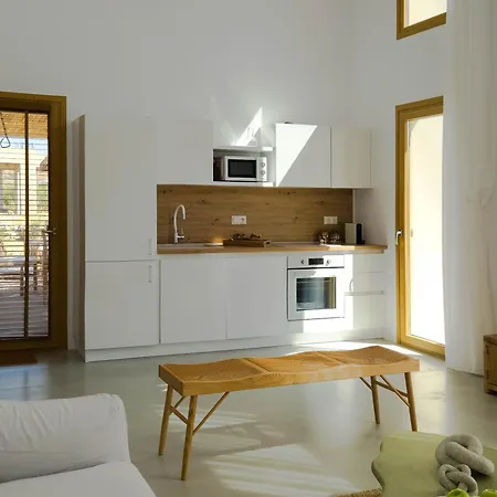 Nour, Modern High-ceiling Retreat With Pool In Plaka Naxos Villa