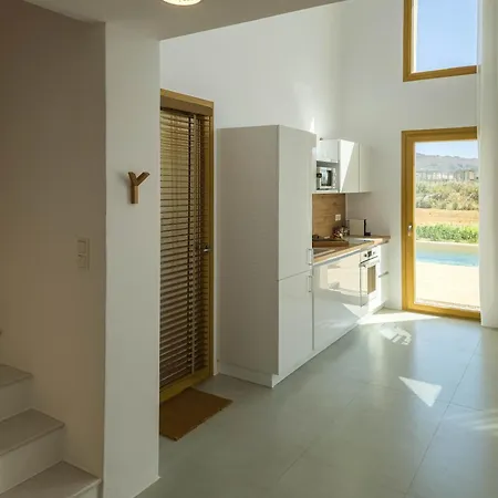 Nour, Modern High-ceiling Retreat With Pool In Plaka Naxos Villa