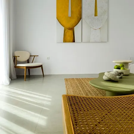 Nour, Modern High-ceiling Retreat With Pool In Plaka Naxos * Agios Arsenios